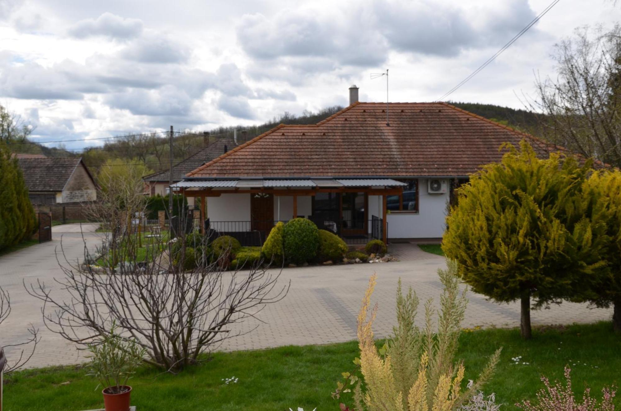 Kerekerdo Vendeghaz Otel Kisszékely Dış mekan fotoğraf